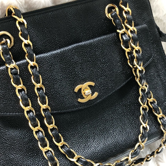 SOLD - Chanel Vintage Caviar Shoulder Bag - Picture 6 of 7